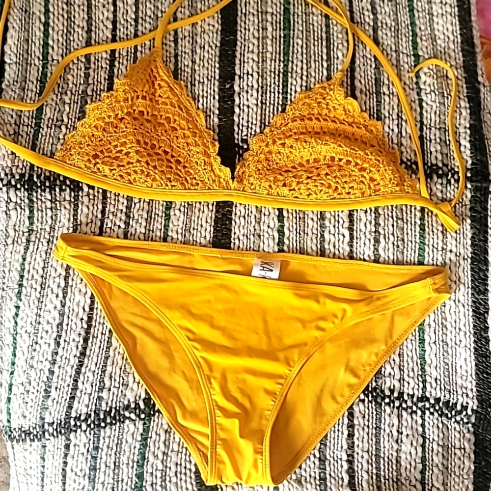 IKA-KUL yellow bikini size Large